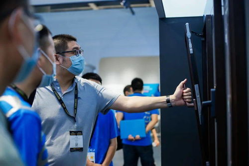 原創驅動品牌發展丨悍高門窗五金閃耀廣州門窗展，引領五金零售新篇章